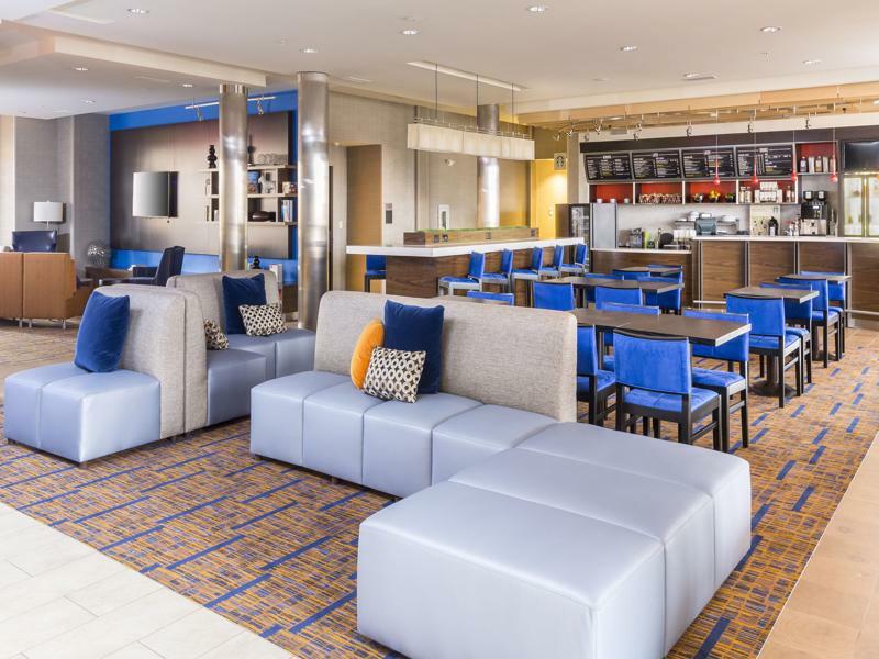 Courtyard By Marriott Bismarck North Hotel Kültér fotó